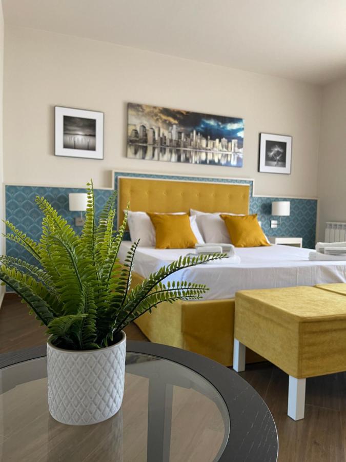 Mb Giurati Suites Mascali Exteriör bild